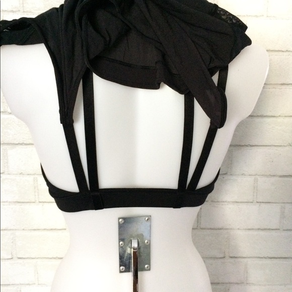 Lululemon build in bra mesh top size10 - Picture 6 of 7